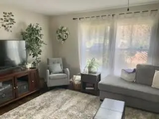 14839 Plainview Road, Charleston, IL 61920 - Image #3