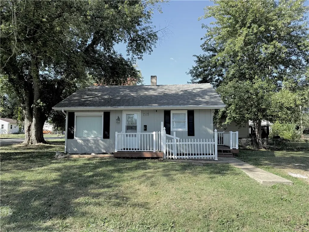 1535 Mcclellan Avenue, Decatur, IL 62526 - Image #1