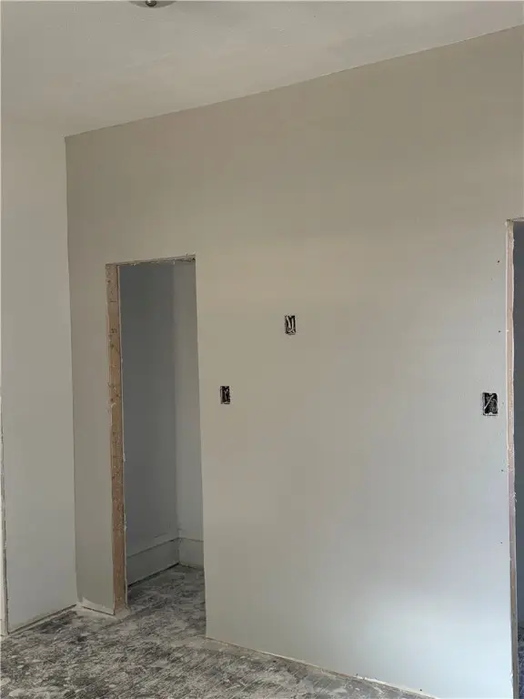 240 E Olive Street, Decatur, IL 62526 - Image #3