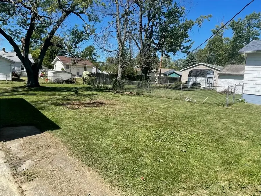 635 N Virginia Avenue, Decatur, IL 62522 - Image #2