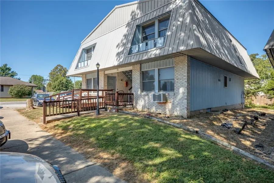 400 S Franklin Street, Greenup, IL 62428 - Image #3