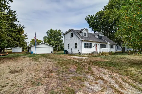 230 W Ward Street, Dalton City, IL 61925