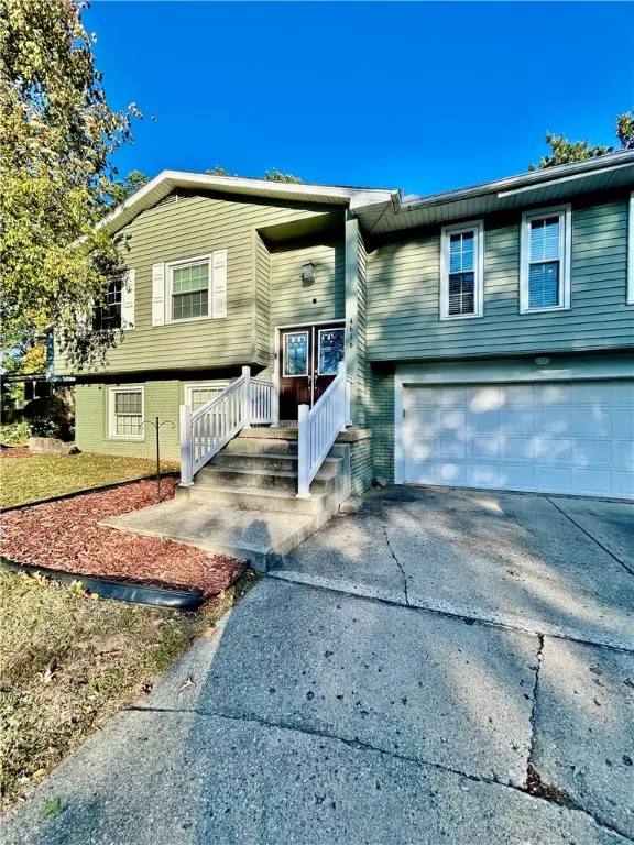 4616 Lawson Drive, Decatur, IL 62526 - Image #3