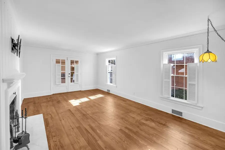 180 S Glencoe Avenue, Decatur, IL 62522 - Image #3