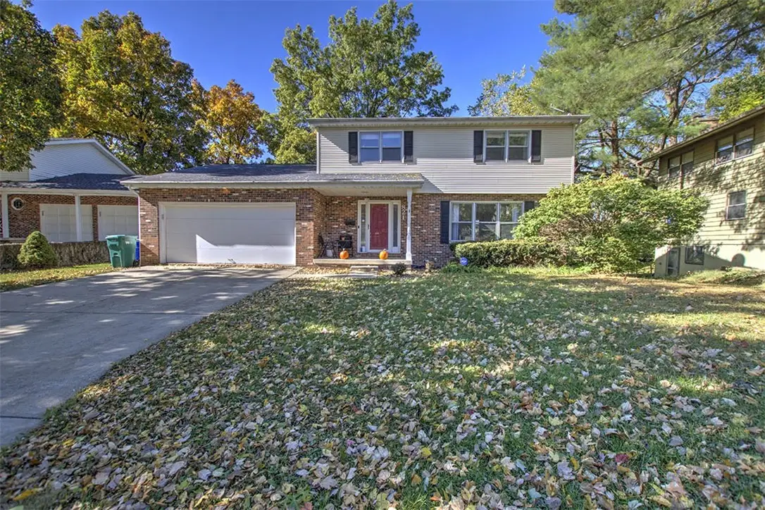 821 W Karen Drive, Decatur, IL 62526 - Image #1