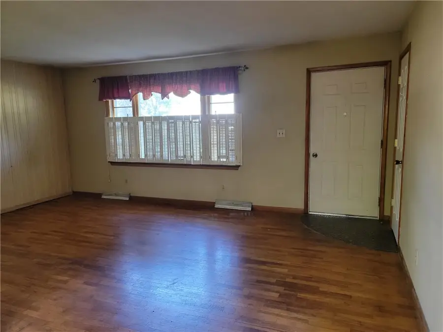 2529 W Alice Lane, Decatur, IL 62521 - Image #2