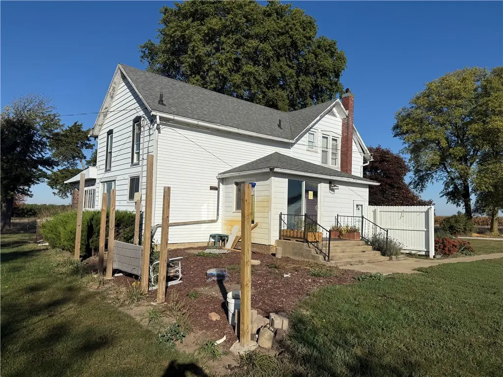 546 N 2400 E Road, Wellington, IL 60973 - Image #1