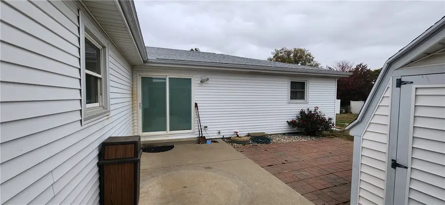 1104 N 32nd Street, Mattoon, IL 61938 - Image #3