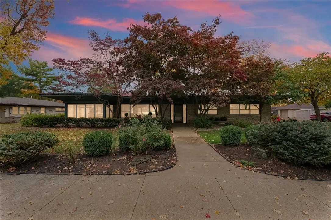 8 E Woodlawn Avenue, Danville, IL 61832 - Image #1