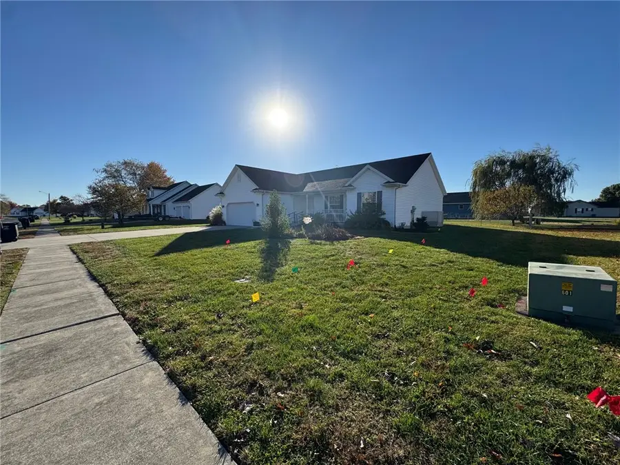 103 E Mount Vernon Avenue, Effingham, IL 62401 - Image #2