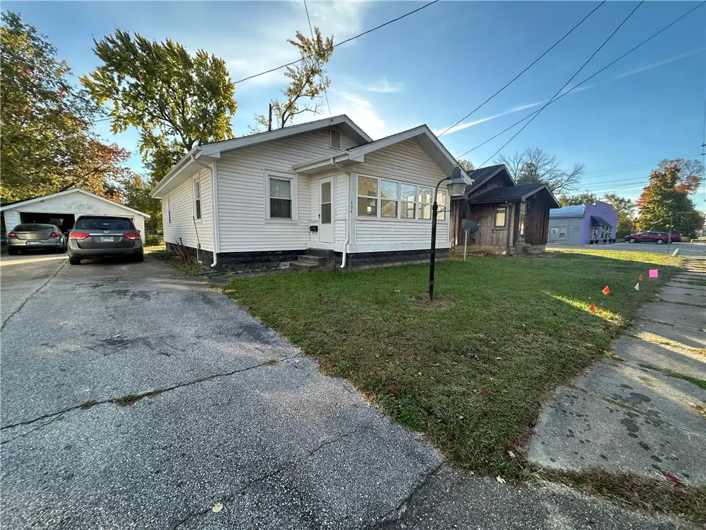 404 N Jackson Street, Robinson, IL 62454 - Image #1