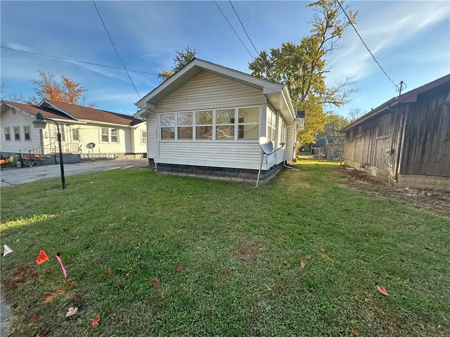 404 N Jackson Street, Robinson, IL 62454 - Image #2