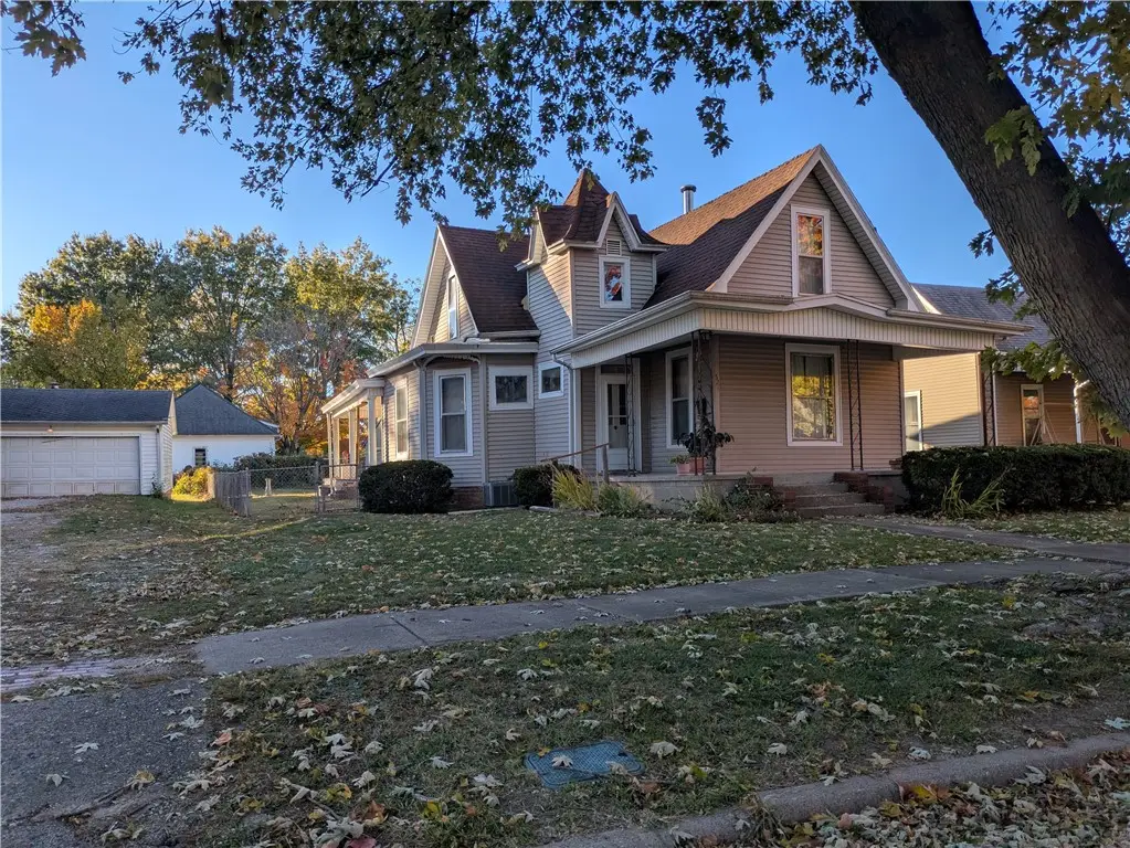 521 Vance Street, Paris, IL 61944 - Image #1
