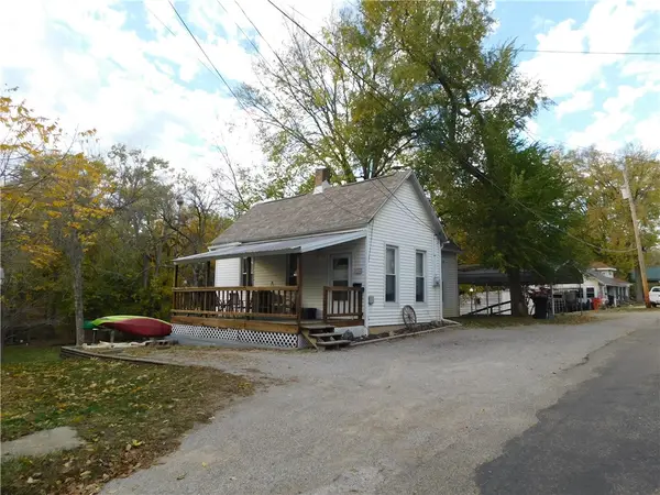 344 B Street, Charleston, IL 61920