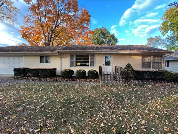 1 Penz Drive, Oakwood, IL 61858