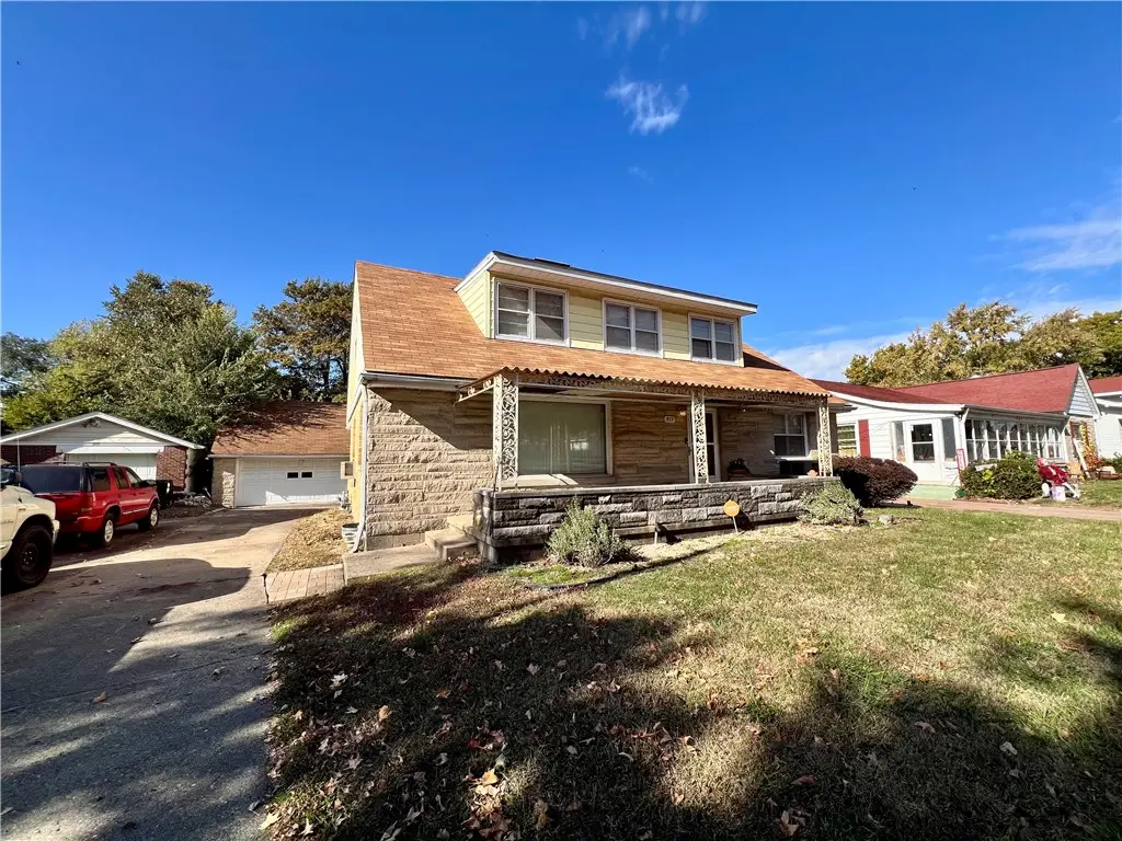 977 Oakland Avenue, Decatur, IL 62522 - Image #1