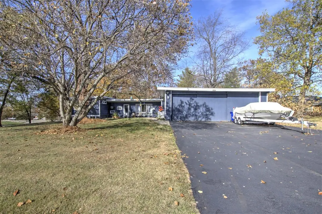 5 Fenton Drive, Decatur, IL 62521 - Image #1