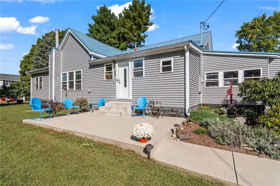 308 W Dayton Street, Tower Hill, IL 62571 - #3