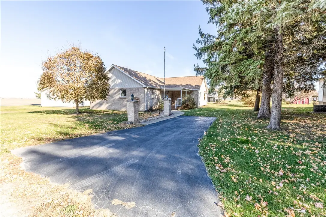 324 N Oak Street, Assumption, IL 62510 - Image #1