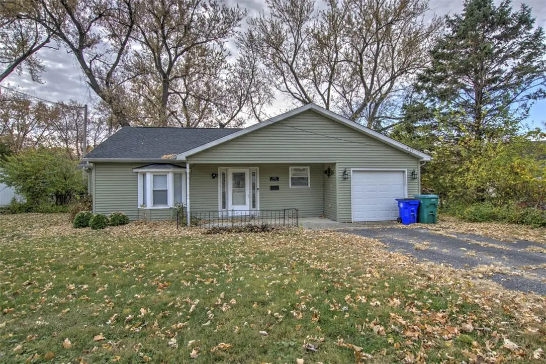 3975 Bayview Drive, Decatur, IL 62521 - Image #1