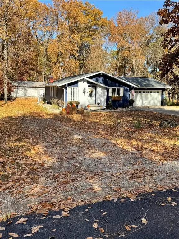 19 Hickory Drive, Paris, IL 61944 - Image #1