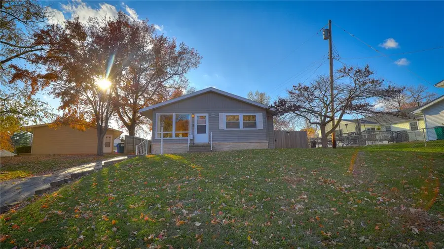 112 Ridgeway Drive, Decatur, IL 62521 - Image #2