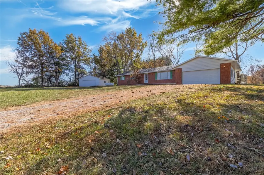 7340 E 800th Avenue, Newton, IL 62448 - Image #3