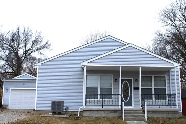 815 W South 4th Street, Shelbyville, IL 62565