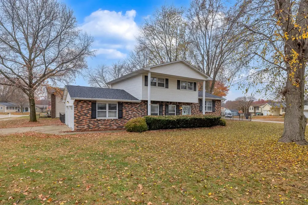 4740 E Willowbrook Lane, Decatur, IL 62521 - Image #1