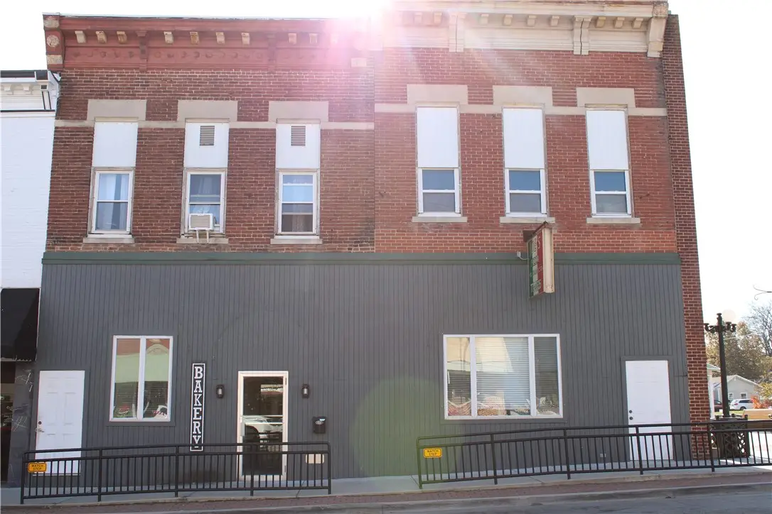 114 Main Street, Shelbyville, IL 62565 - Image #1