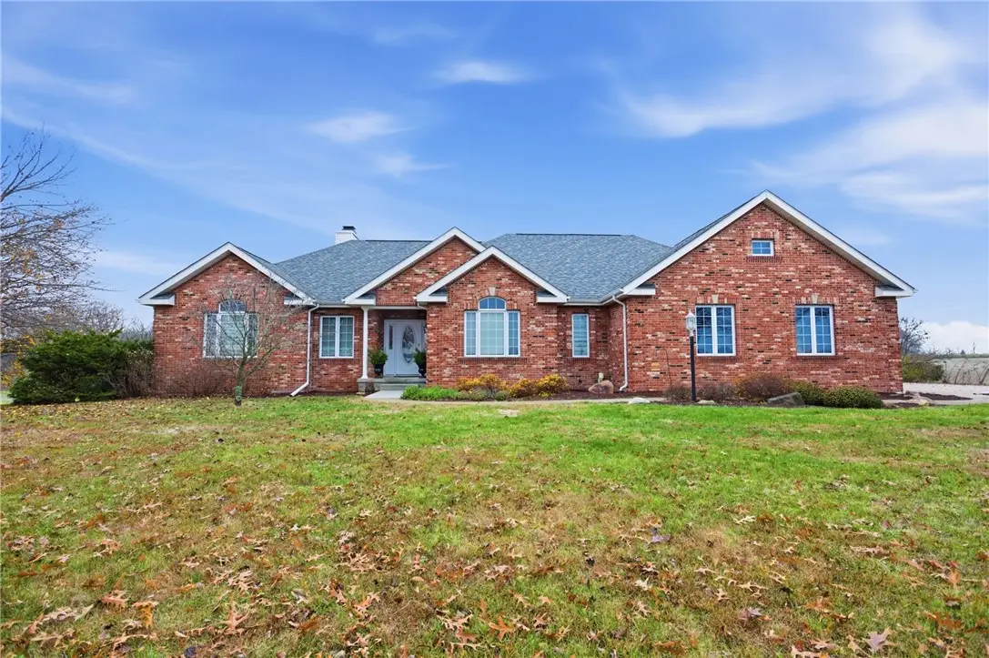 12511 Old State Road, Charleston, IL 61920 - Image #1