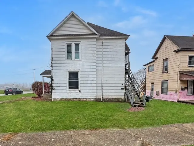 2301 Charleston Avenue, Mattoon, IL 61938 - Image #3