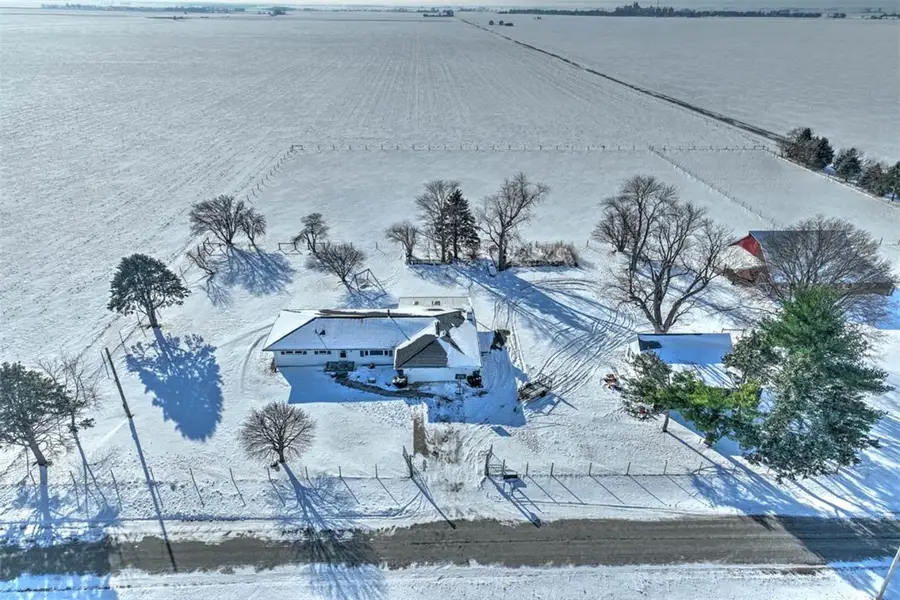 107 Cr 2300n Road, Dalton City, IL 61925 - Image #3