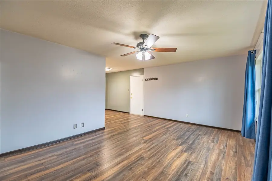 207 Wayside Avenue, Decatur, IL 62521 - Image #3