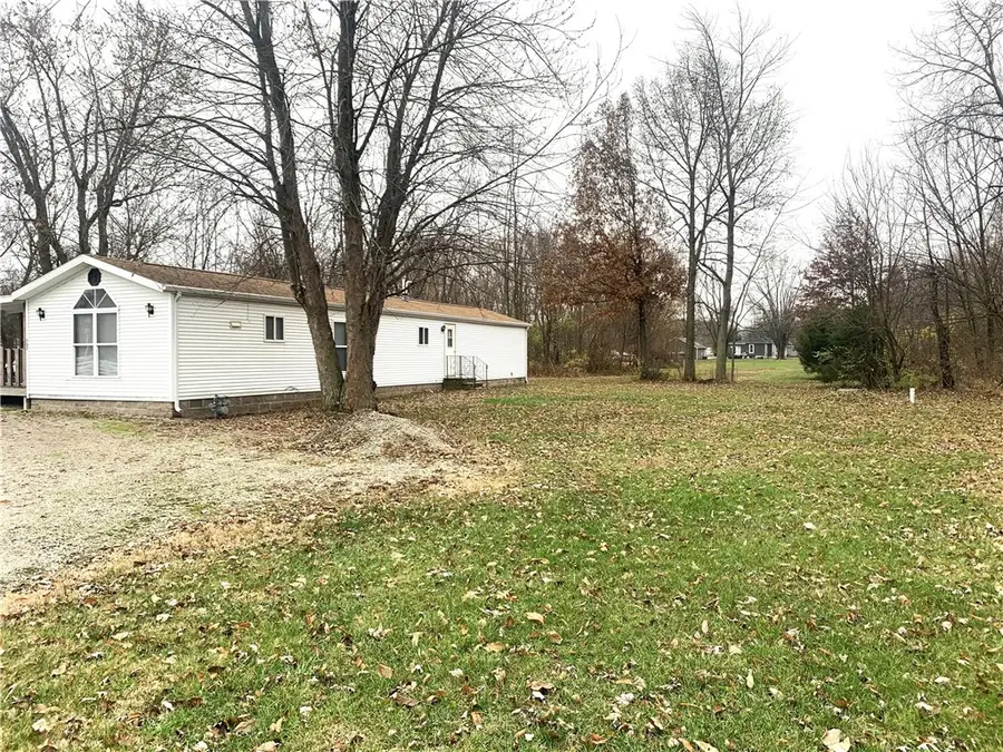 707 W Dewitt Street, Pana, IL 62557 - Image #2