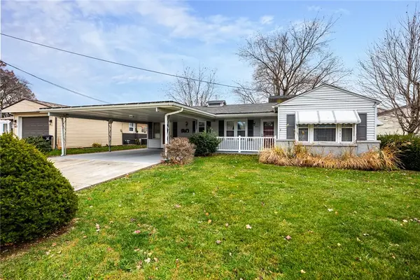 915 E Jefferson Avenue, Effingham, IL 62401