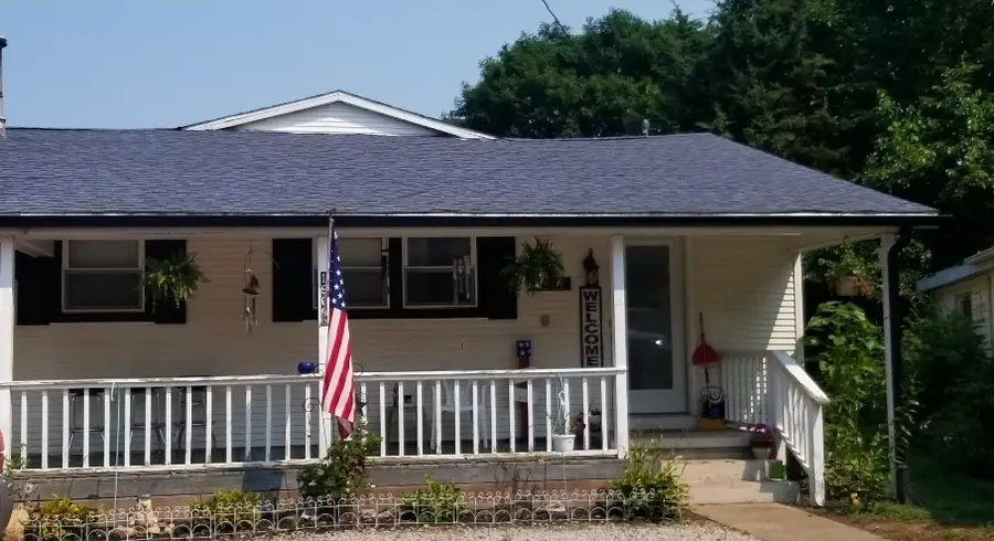 1909 Scenic Lane, Mattoon, IL 61938 - Image #2