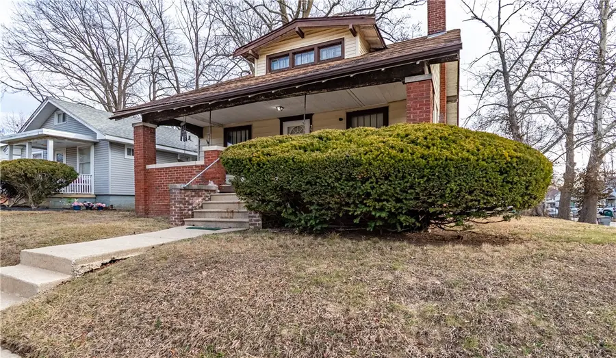396 S Mcclellan Avenue, Decatur, IL 62522 - Image #2