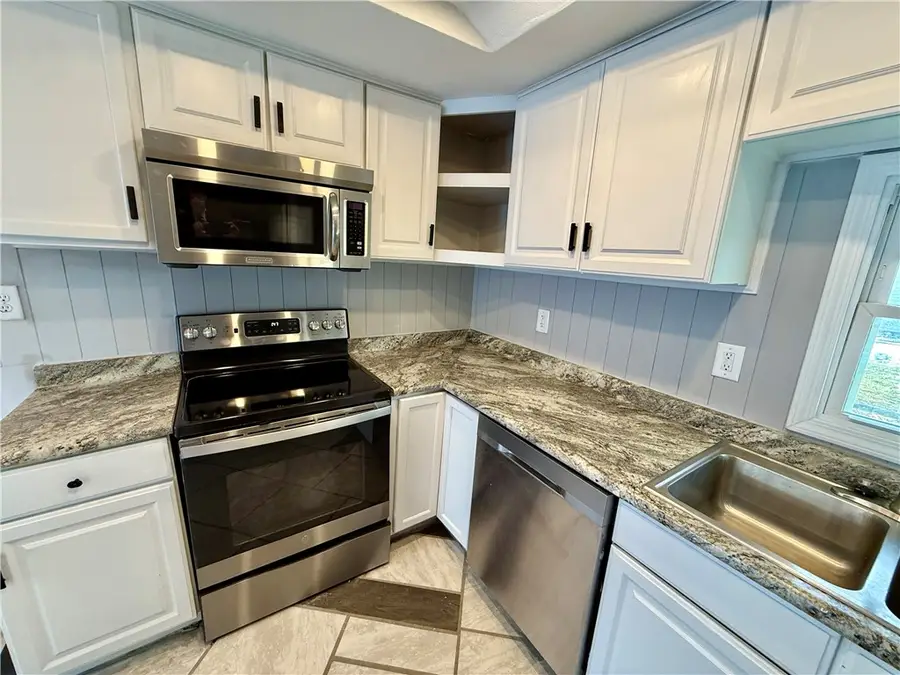 1484 E Clay Street, Decatur, IL 62521 - #2