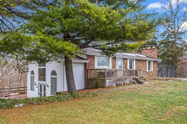 3740 S Mount Zion Road, Decatur, IL 62521