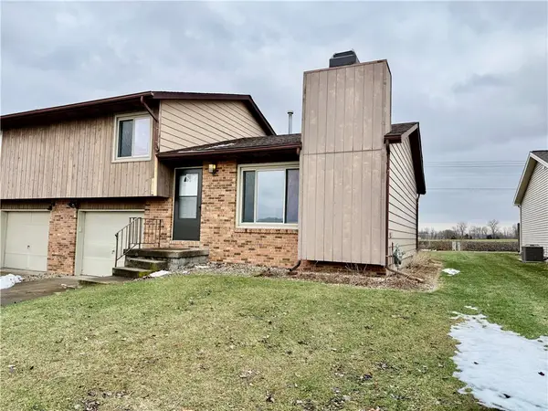 2051 E Mill Stone Road, Decatur, IL 62526