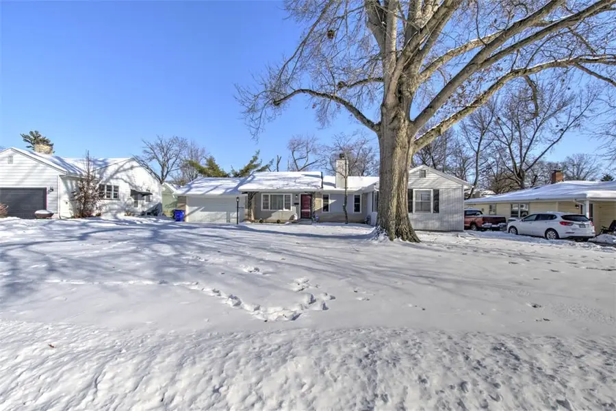 126 S Delmar Avenue, Decatur, IL 62522 - Image #2