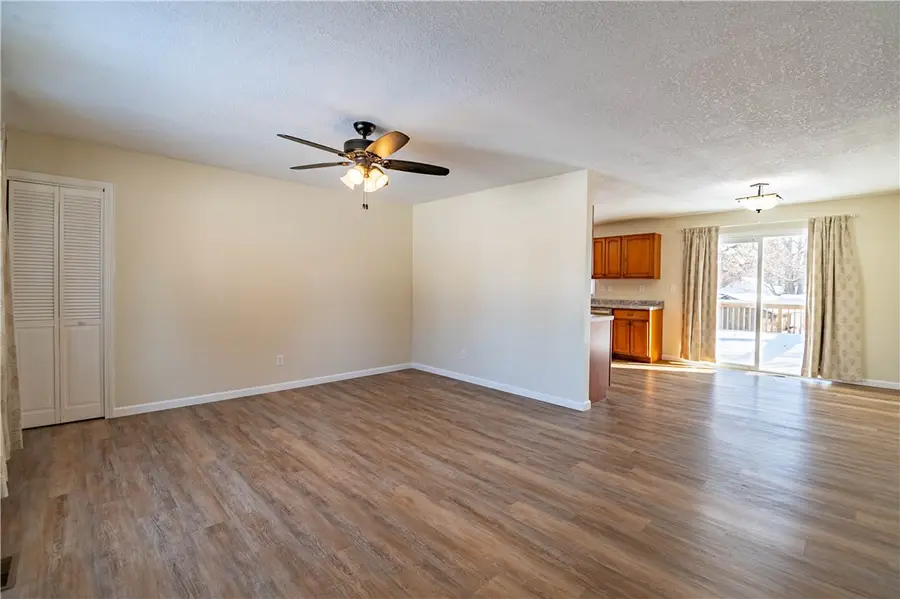 2972 Kingsley Drive, Decatur, IL 62521 - Image #2