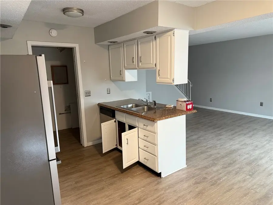 5 N Shorewood Drive, Danville, IL 61832 - Image #3