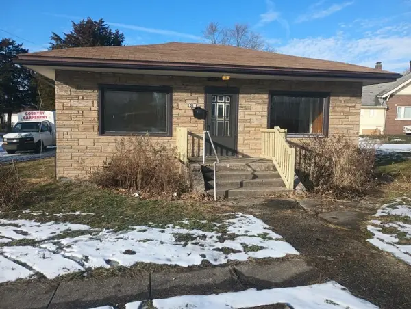 1011 Main Street, Danville, IL 61832