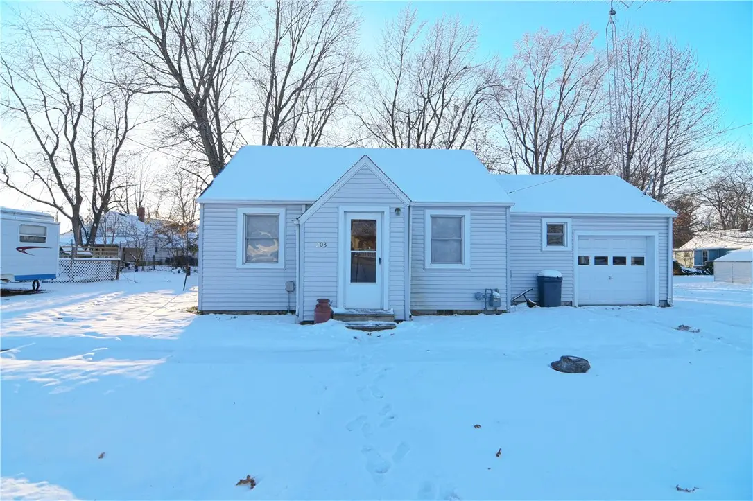 203 S Columbia Street, Greenup, IL 62428 - Image #1