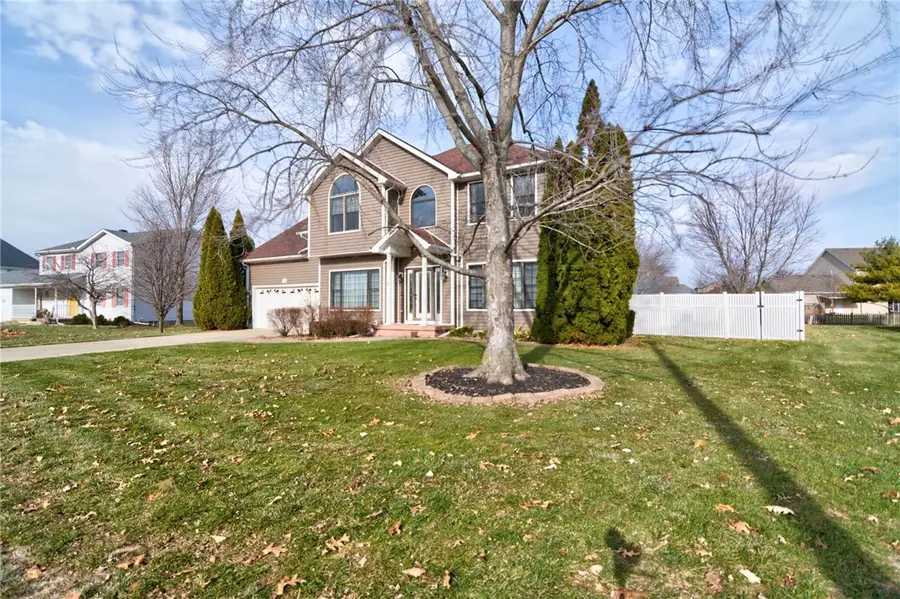 760 W Forsyth Parkway, Forsyth, IL 62535 - #3