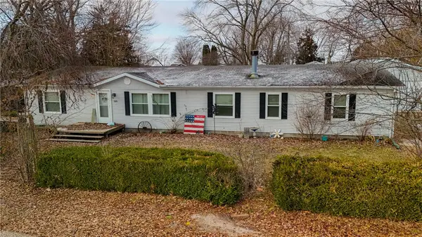 505 Grove Street, Fithian, IL 61844