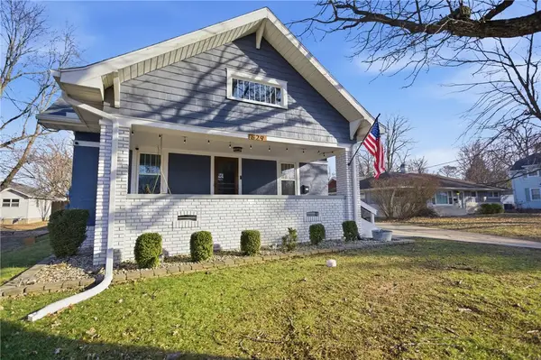 829 10th Street, Charleston, IL 61920