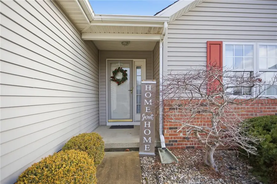 2 Copperfield Lane, Charleston, IL 61920 - Image #2